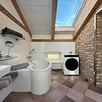 アパート Apartments|luxury Loft-style